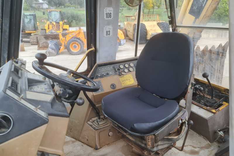 OmecoHub - Immagine CATERPILLAR 428
